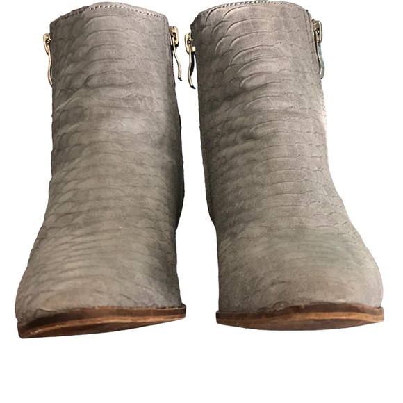 LAST CHANCE Catherine Malandrino Vegan Leather Snakeskin Double Zip Bootie - Picture 6 of 13